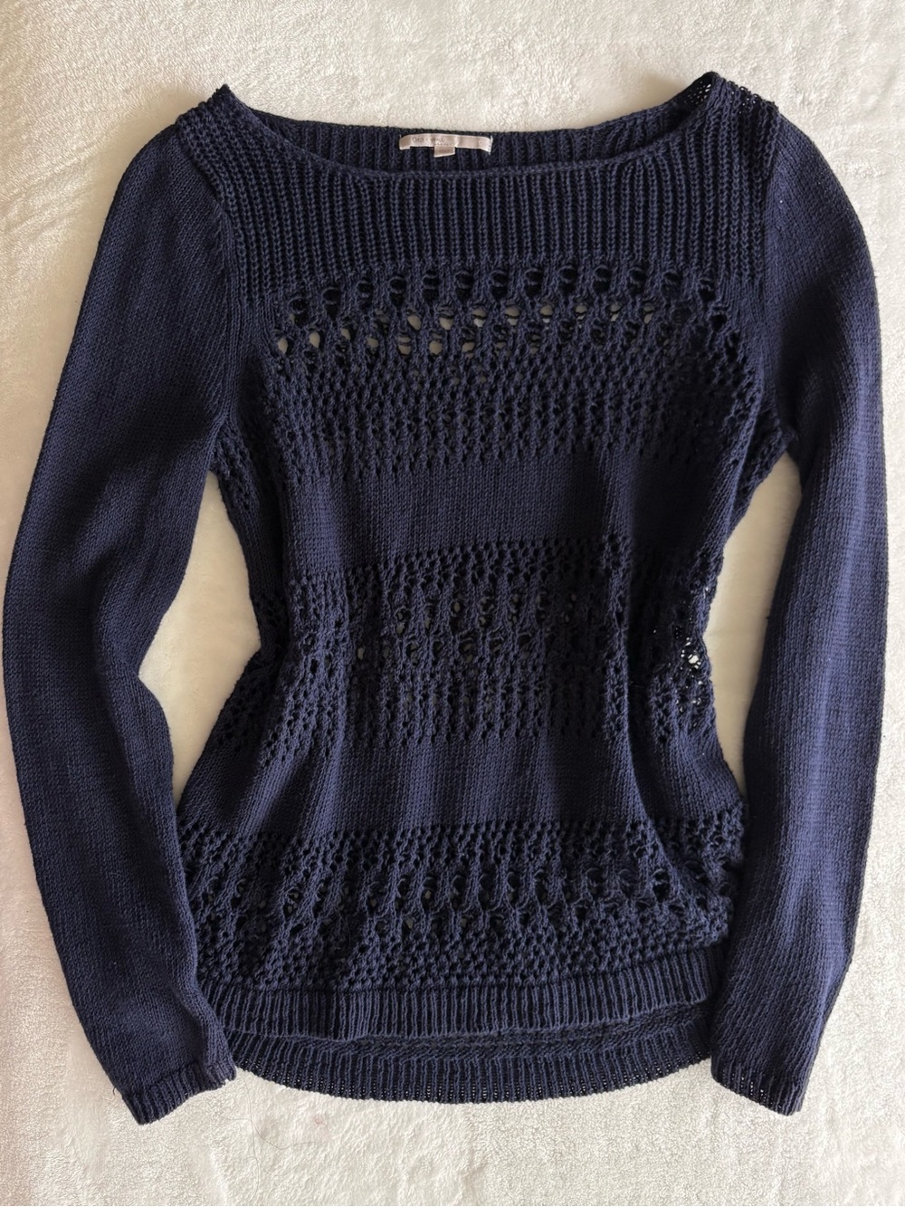GAP 💌 navy blue knit boatneck long sleeve top
